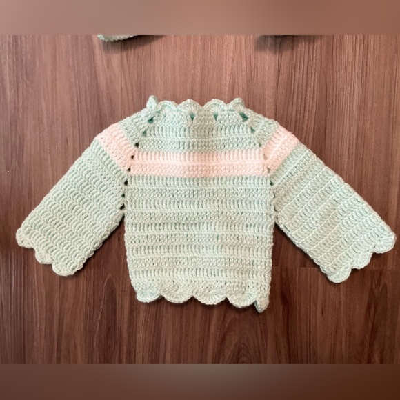 Handmade Baby Crochet Set booties , hat, and jacket in Mint Green 0-3M - Picture 5 of 8